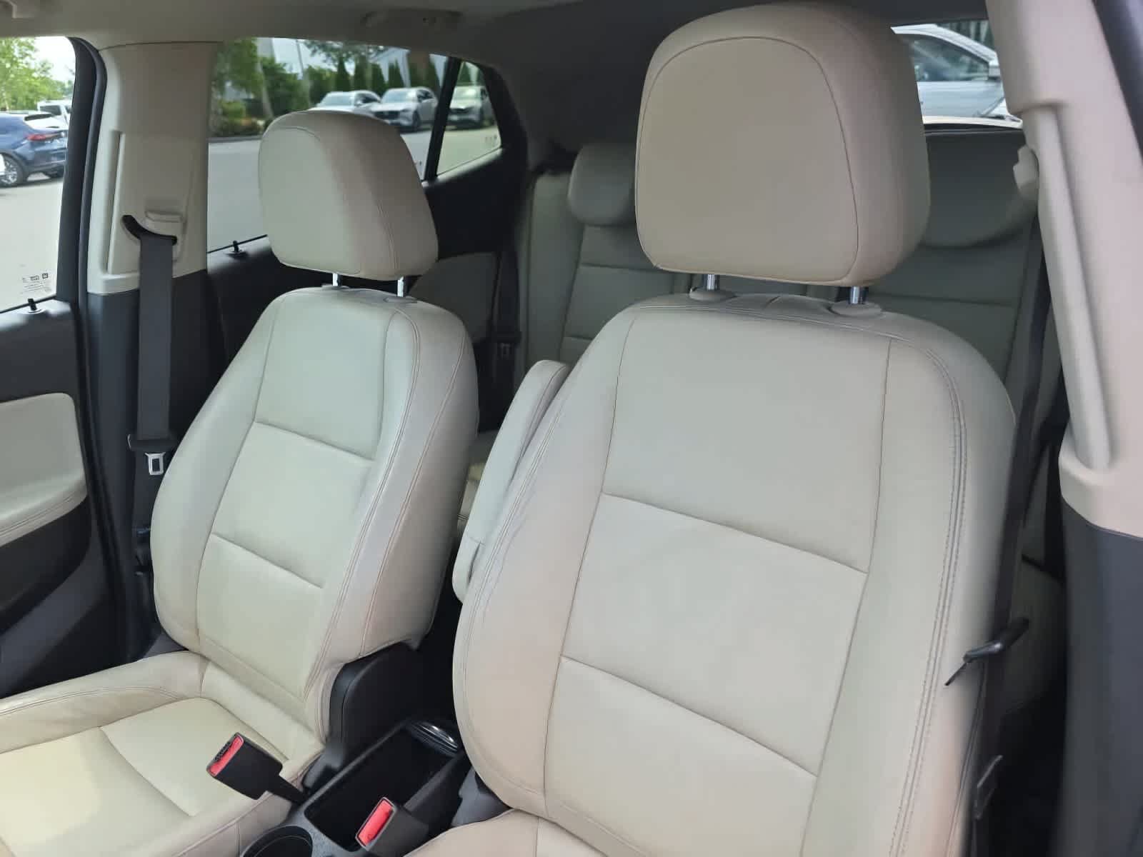 Used 2019 Buick Encore Essence w/ Safety Package II AWD/4WD image 14