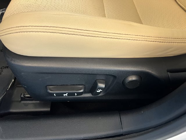 Used 2016 Lexus IS 200t w/ Navigation System Package RWD image 30