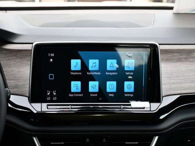 New 2026 Volkswagen Atlas SEL Premium R-Line image 26