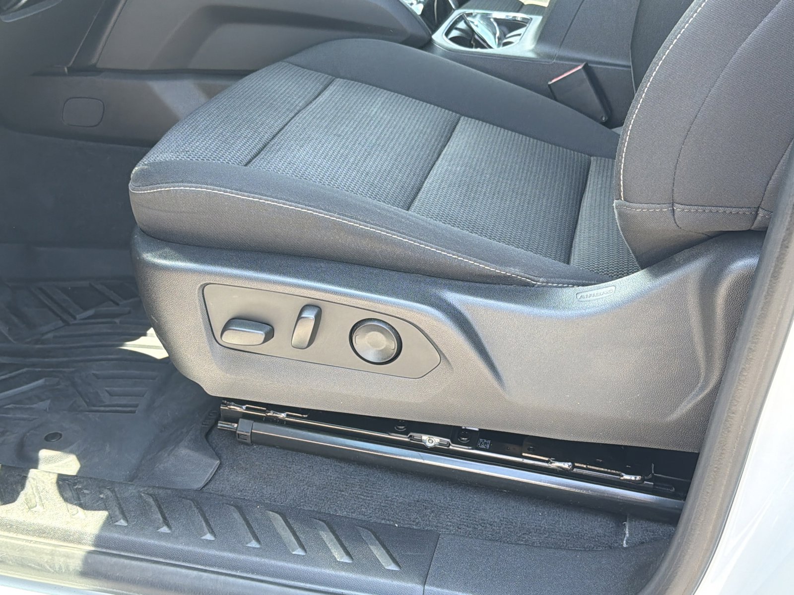 Used 2023 GMC Canyon Elevation w/ Convenience Package AWD/4WD image 15