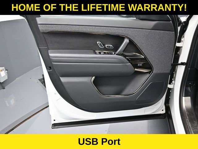Used 2023 Land Rover Range Rover Sport SE Dynamic image 11