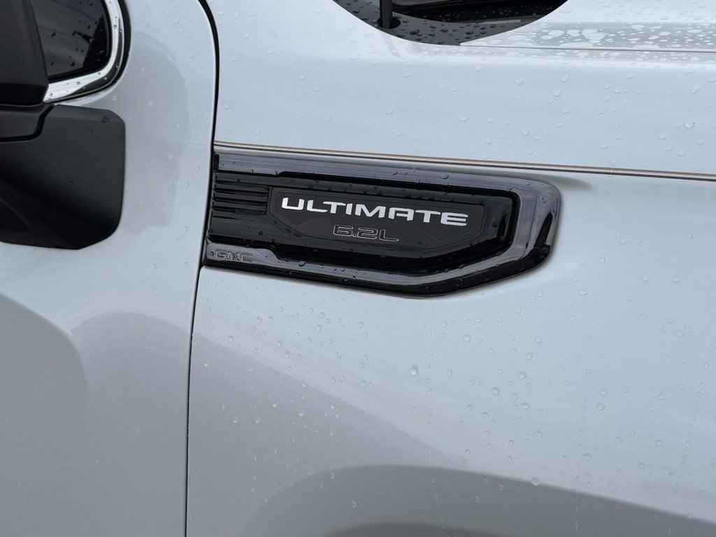 Used 2024 GMC Sierra 1500 Denali Ultimate AWD/4WD image 13