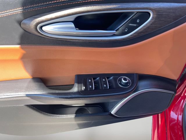 Used 2018 Alfa Romeo Giulia Ti w/ Quick Order Package 22X Lusso image 25