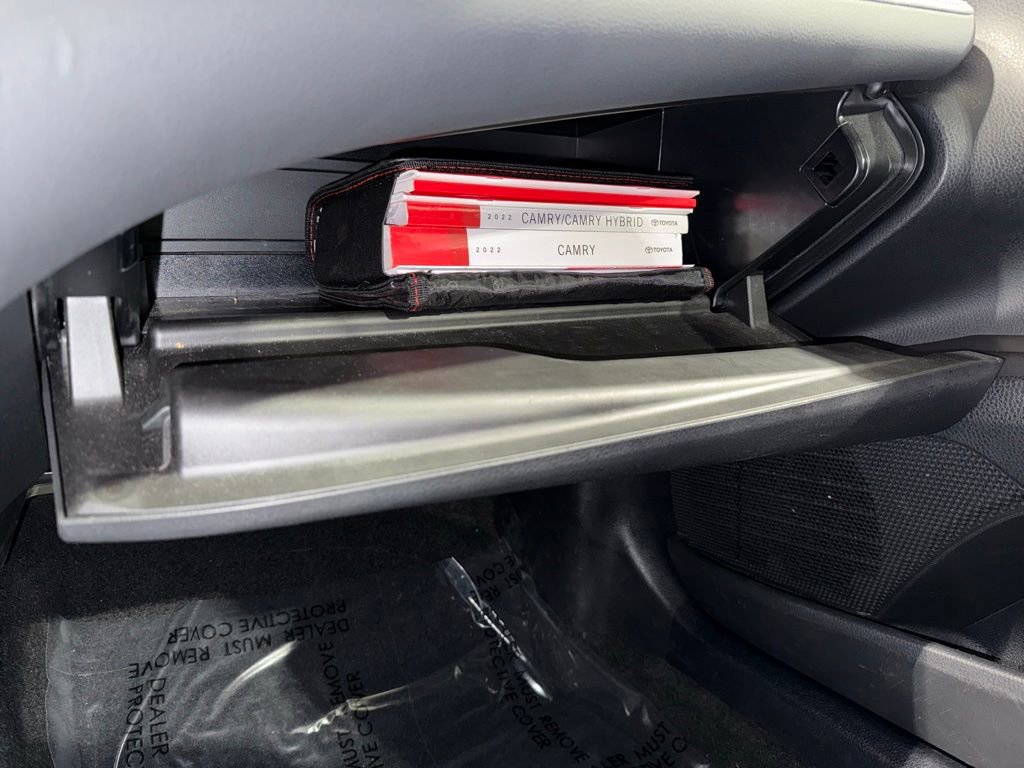 Used 2022 Toyota Camry LE image 26