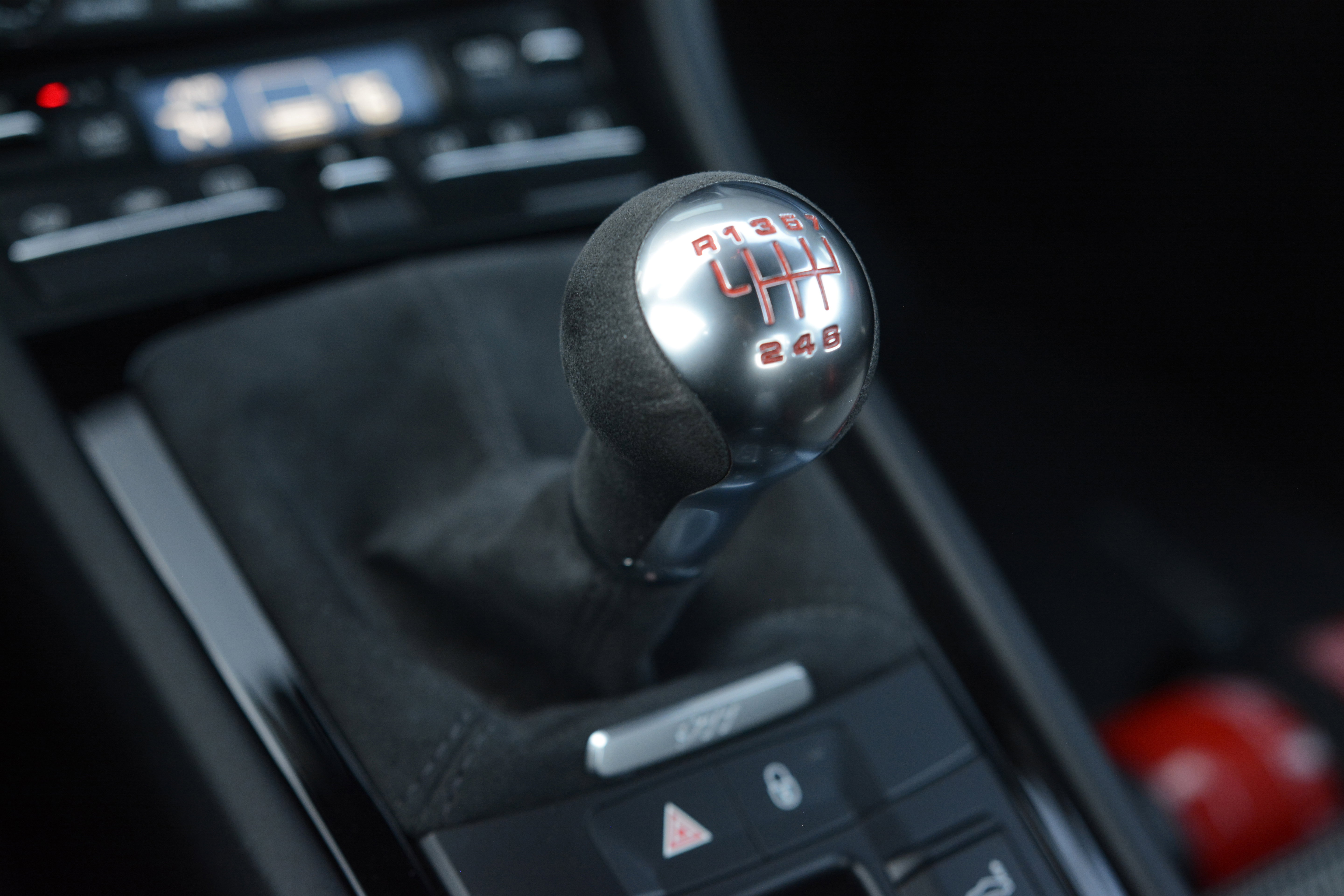 Certified 2018 Porsche 911 Carrera T image 25