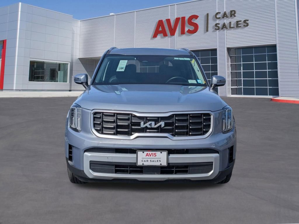 Used 2025 Kia Telluride S image 2