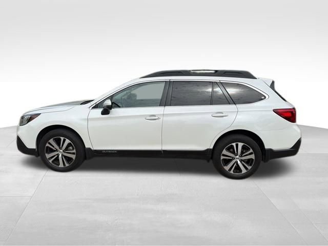 Used 2018 Subaru Outback 3.6R Limited AWD/4WD image 7