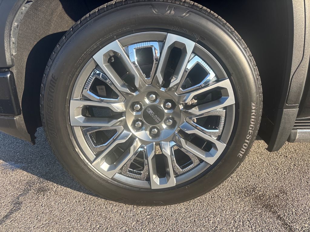 Used 2023 GMC Sierra 1500 Denali Ultimate image 32