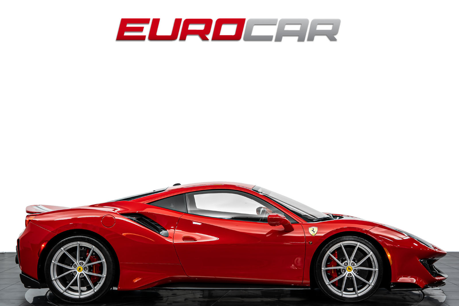 Used 2019 Ferrari 488 Pista Coupe RWD image 6
