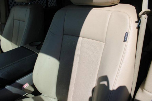 Used 2017 Ford Expedition EL XLT w/ Equipment Group 202A image 40