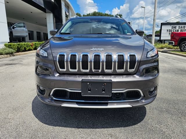 Used 2018 Jeep Cherokee Overland w/ Technology Group AWD/4WD image 8