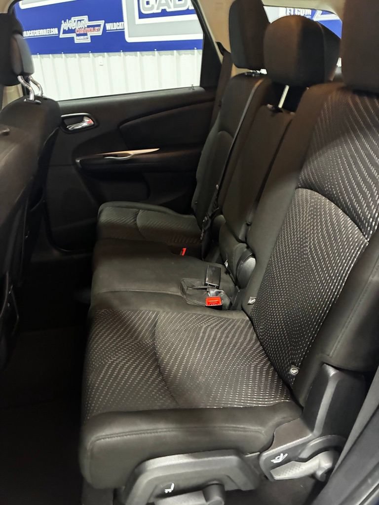 Used 2020 Dodge Journey SE w/ SE Popular Equipment Group FWD image 27