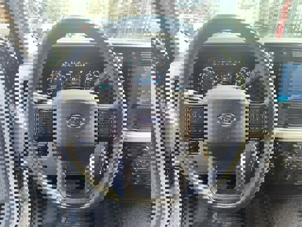 Used 2023 Ford F350 XLT w/ 360-Degree Camera Package image 14