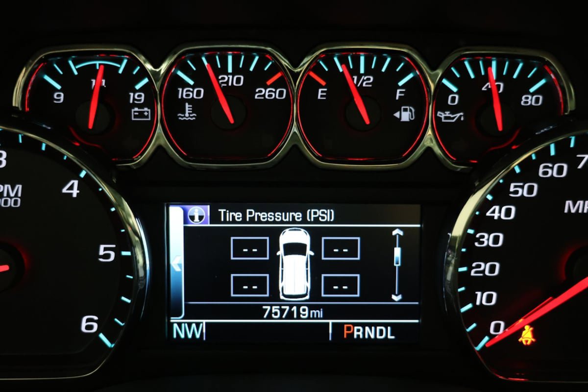 Used 2019 Chevrolet Suburban LT AWD/4WD image 13
