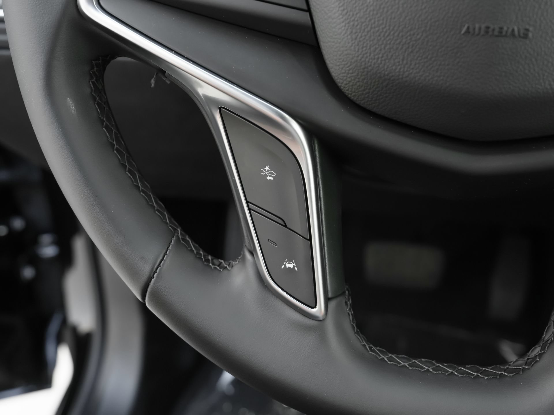 Used 2025 Cadillac XT5 Luxury FWD image 20