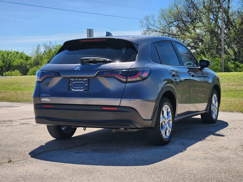 Used 2023 Honda HR-V LX image 7