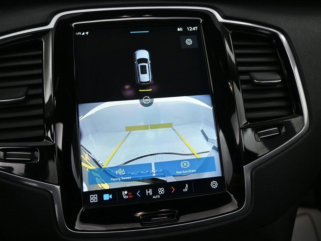 Used 2024 Volvo XC90 B6 Plus w/ Protection Package Premier image 12