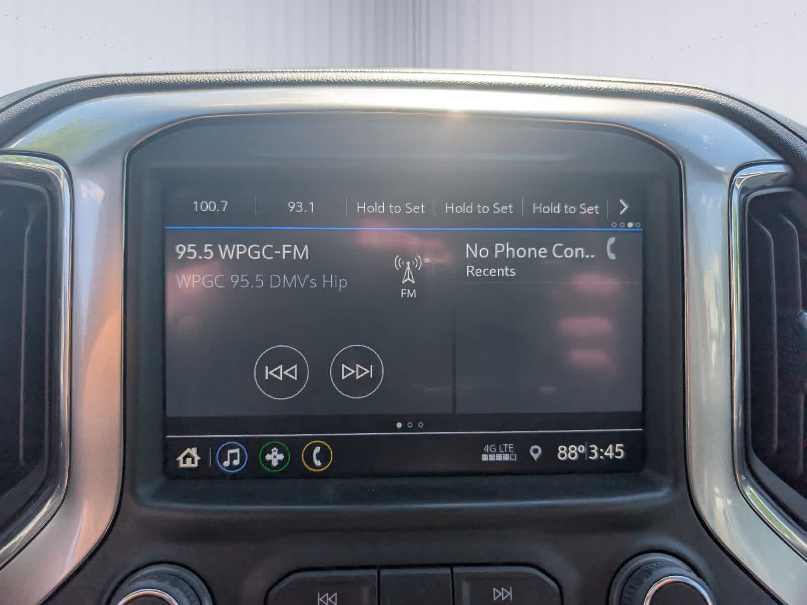 Certified 2021 Chevrolet Silverado 1500 RST AWD/4WD image 28