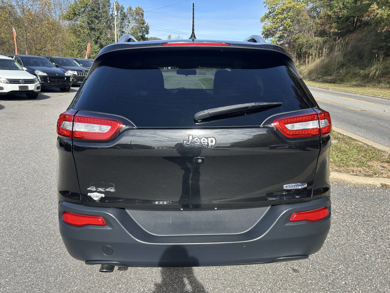 Used 2016 Jeep Cherokee Latitude image 7