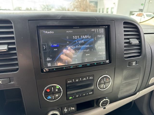 Used 2008 Chevrolet Silverado 2500 LT w/ 1LT Convenience Package RWD image 13