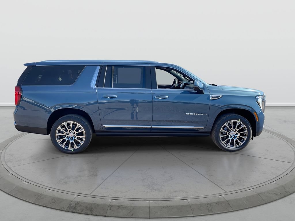 New 2026 GMC Yukon XL Denali w/ Sun & Power Step Package AWD/4WD image 9
