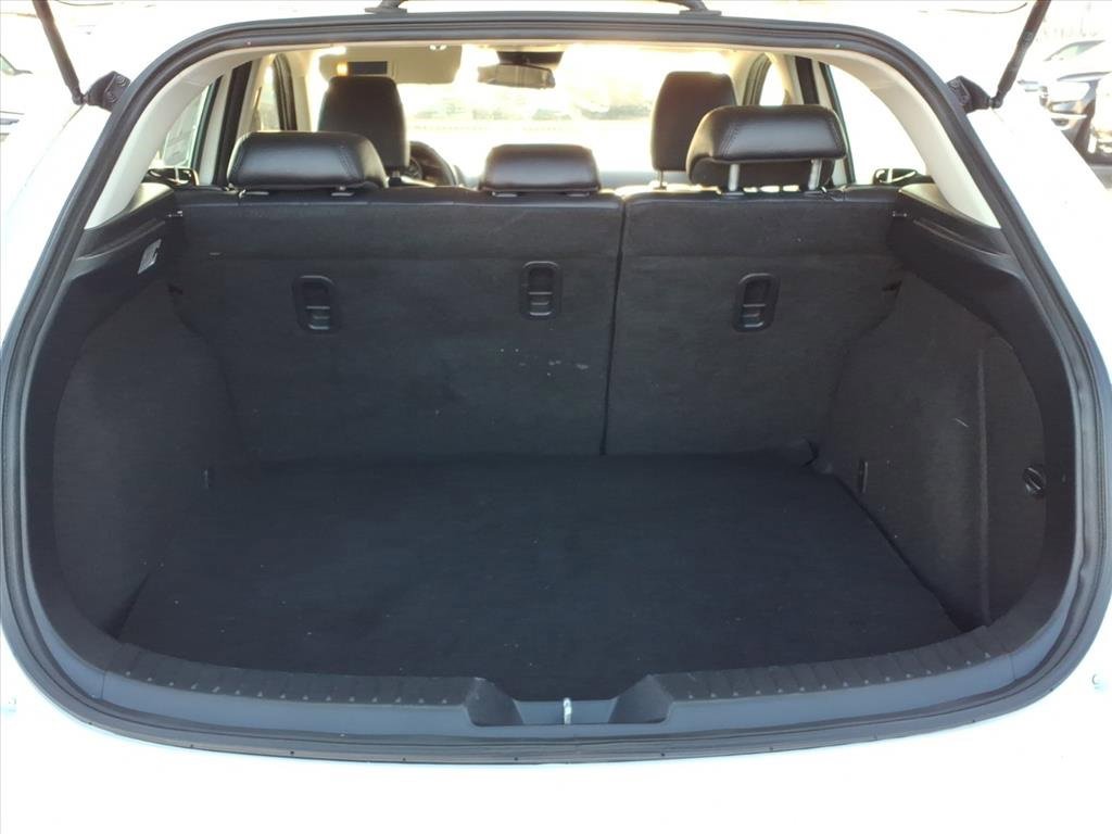Used 2018 MAZDA MAZDA3 Touring image 17
