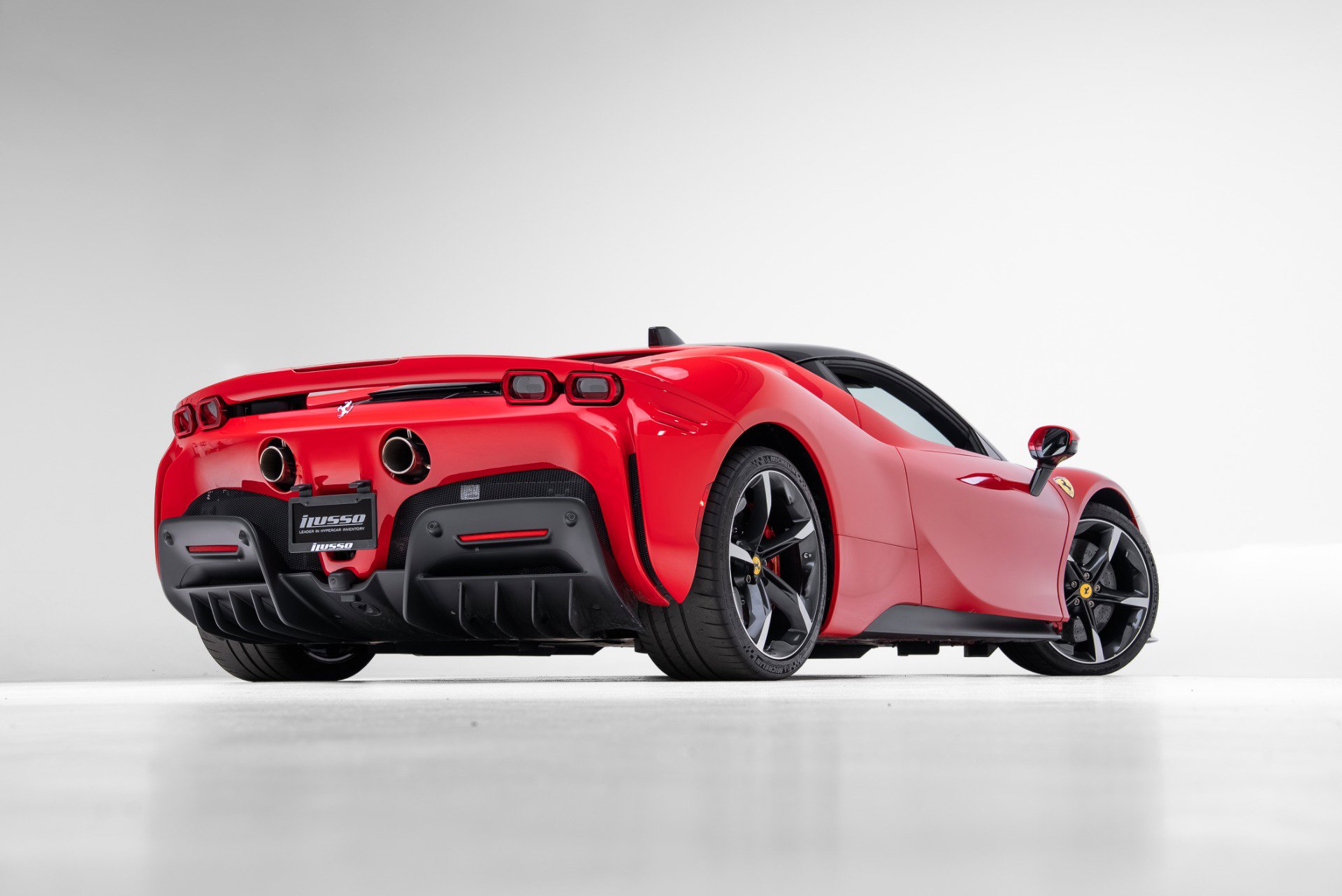 Used 2023 Ferrari SF90 Stradale AWD/4WD image 54