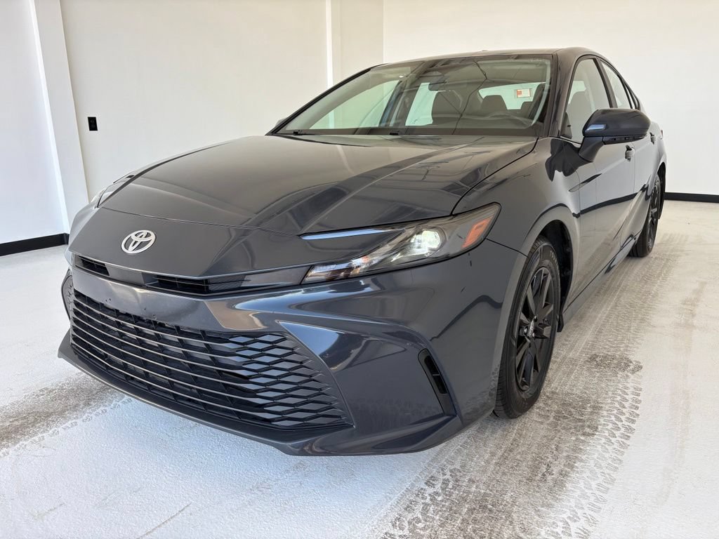 Used 2025 Toyota Camry LE FWD image 15