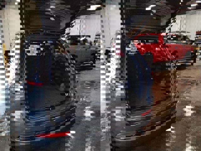 New 2025 Jeep Grand Cherokee Altitude image 13