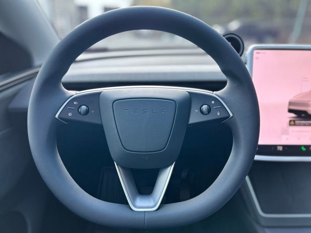 Used 2026 Tesla Model Y 2WD image 14