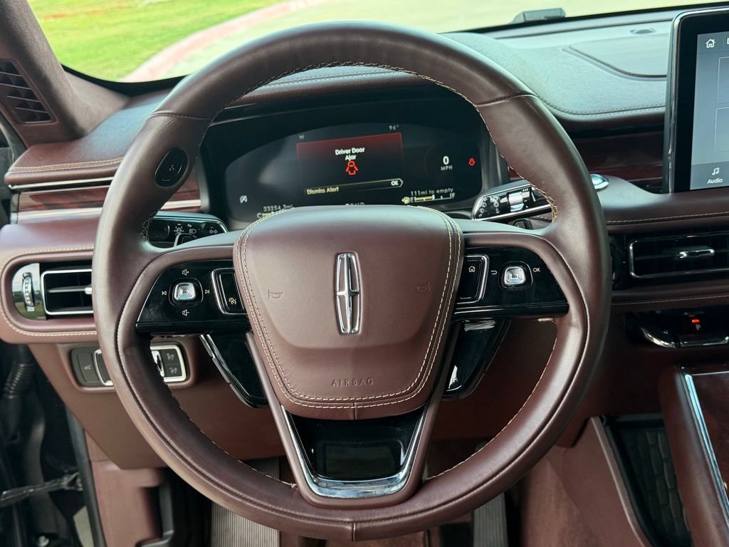 Used 2024 Lincoln Aviator Black Label w/ Jet Package AWD/4WD image 27