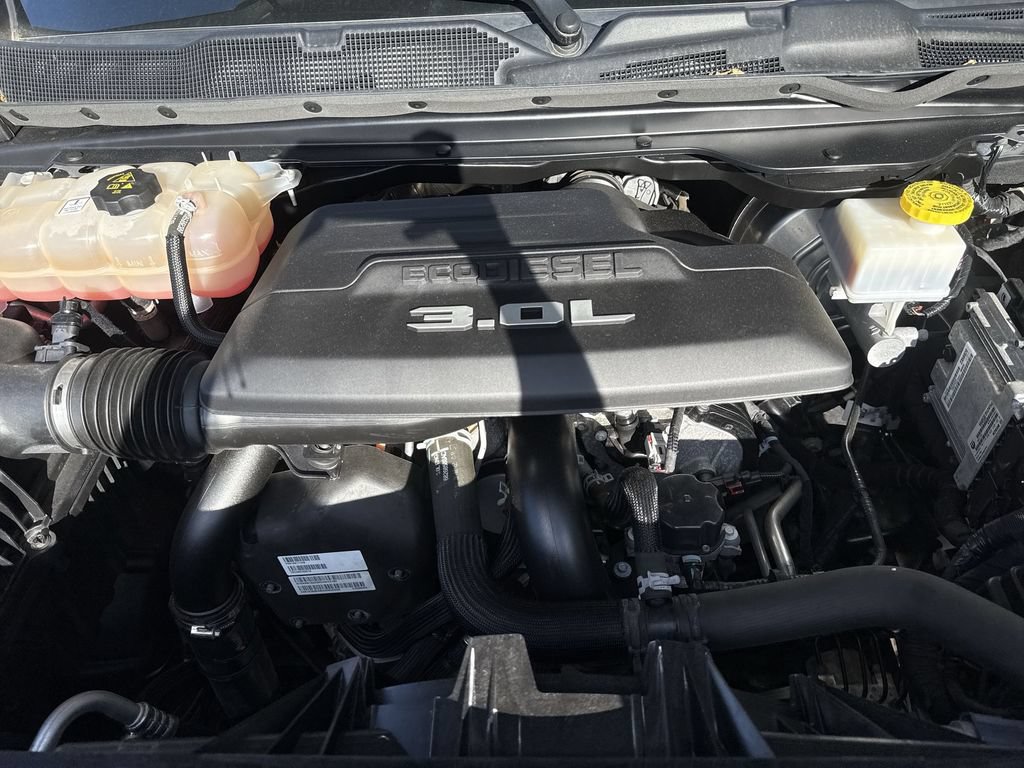 Used 2022 RAM 1500 Rebel AWD/4WD image 17