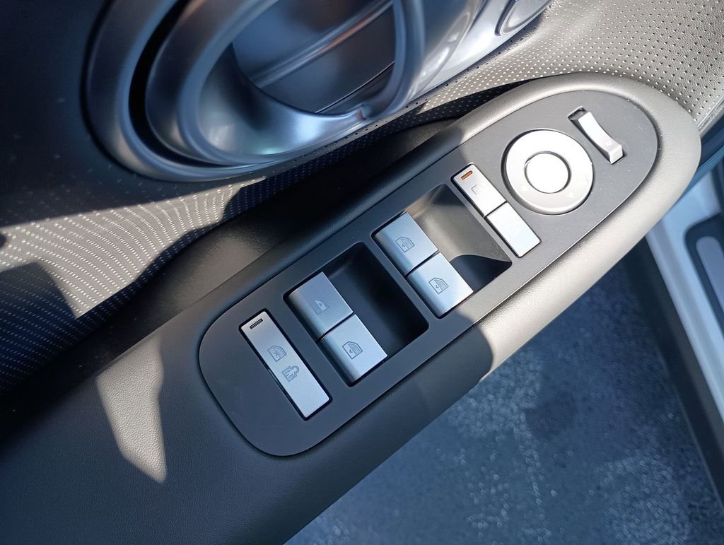 New 2026 Hyundai Ioniq 9 Calligraphy w/ Tow & Go Package image 19