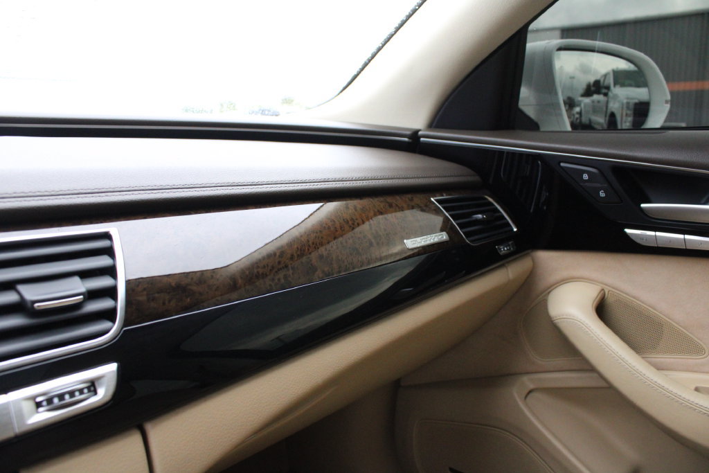 Used 2012 Audi A8 L 4.2 AWD/4WD image 19