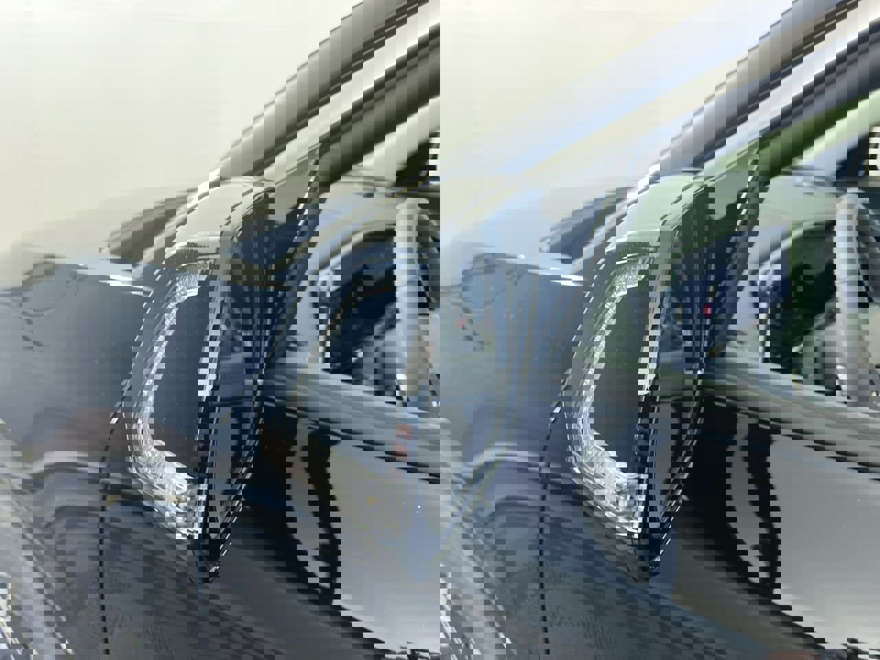 Certified 2025 Kia Niro EX Touring image 12