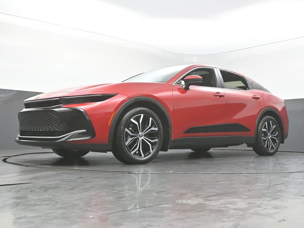 Used 2024 Toyota Crown Limited image 45