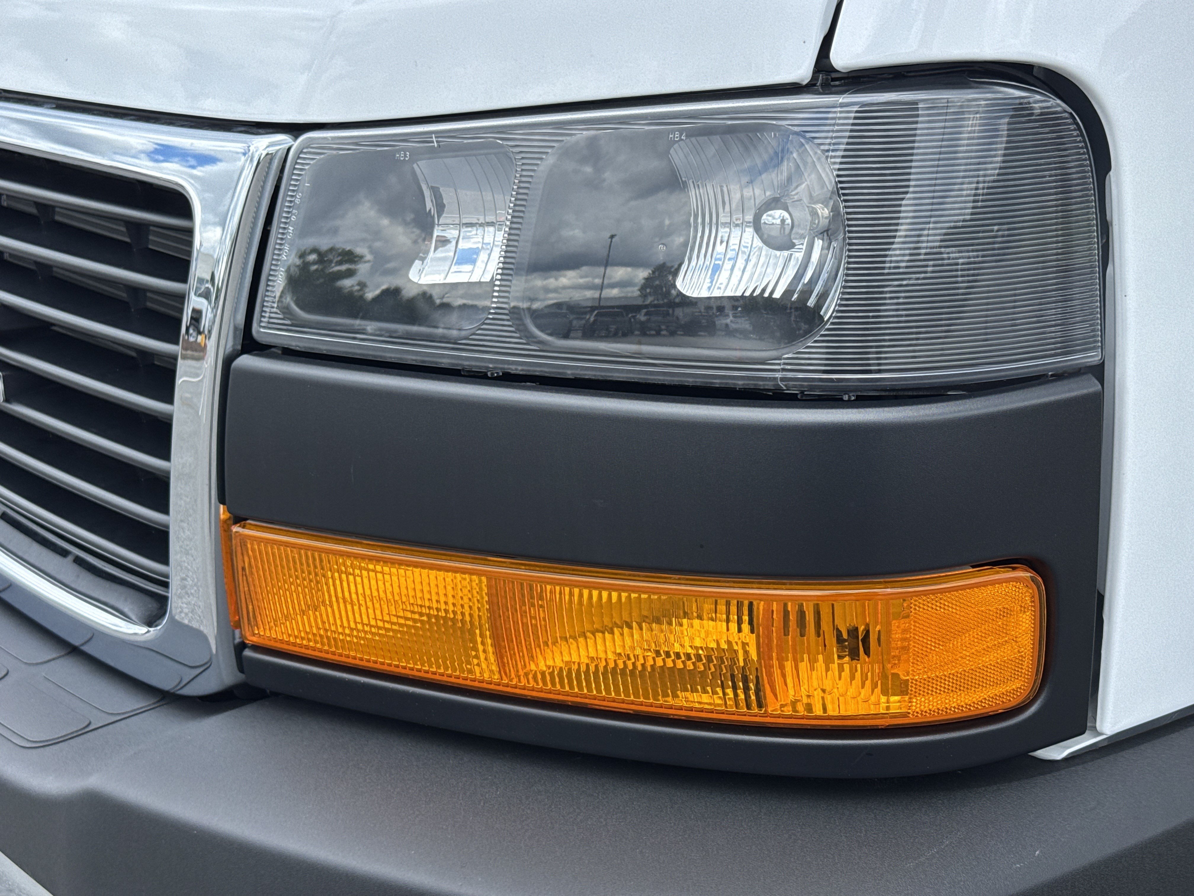 New 2026 GMC Savana 3500 w/ Power Convenience Package RWD image 6