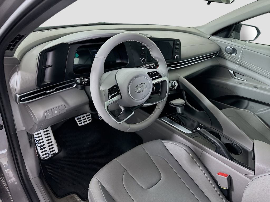 New 2026 Hyundai Elantra Sport image 9