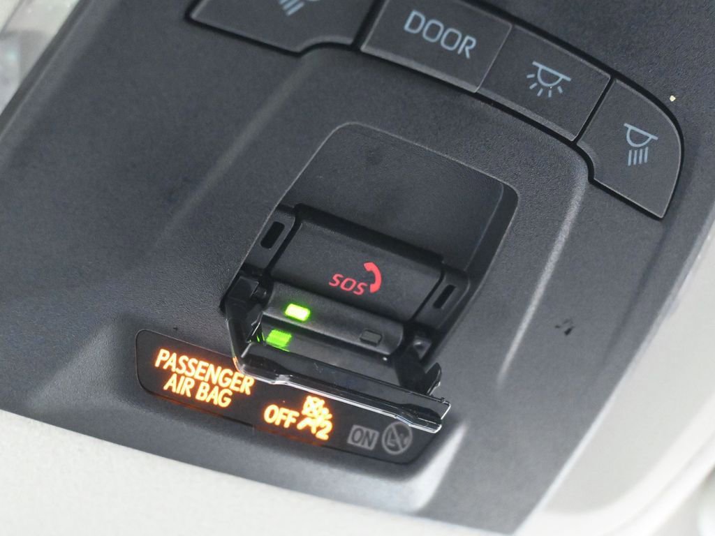 Used 2023 Toyota Corolla Hybrid Sedan image 20