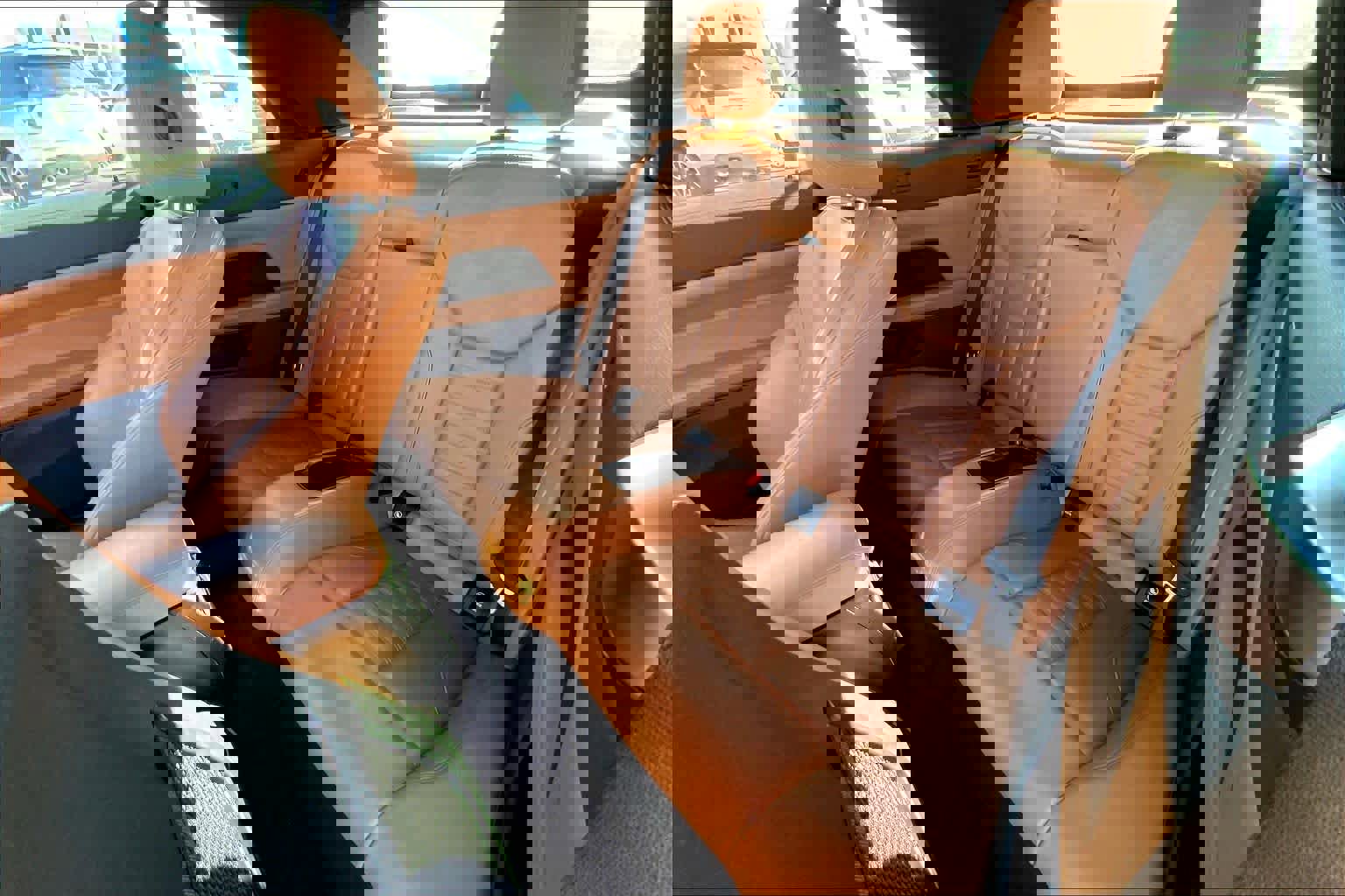 Used 2021 BMW M440i Convertible w/ Premium Package image 17