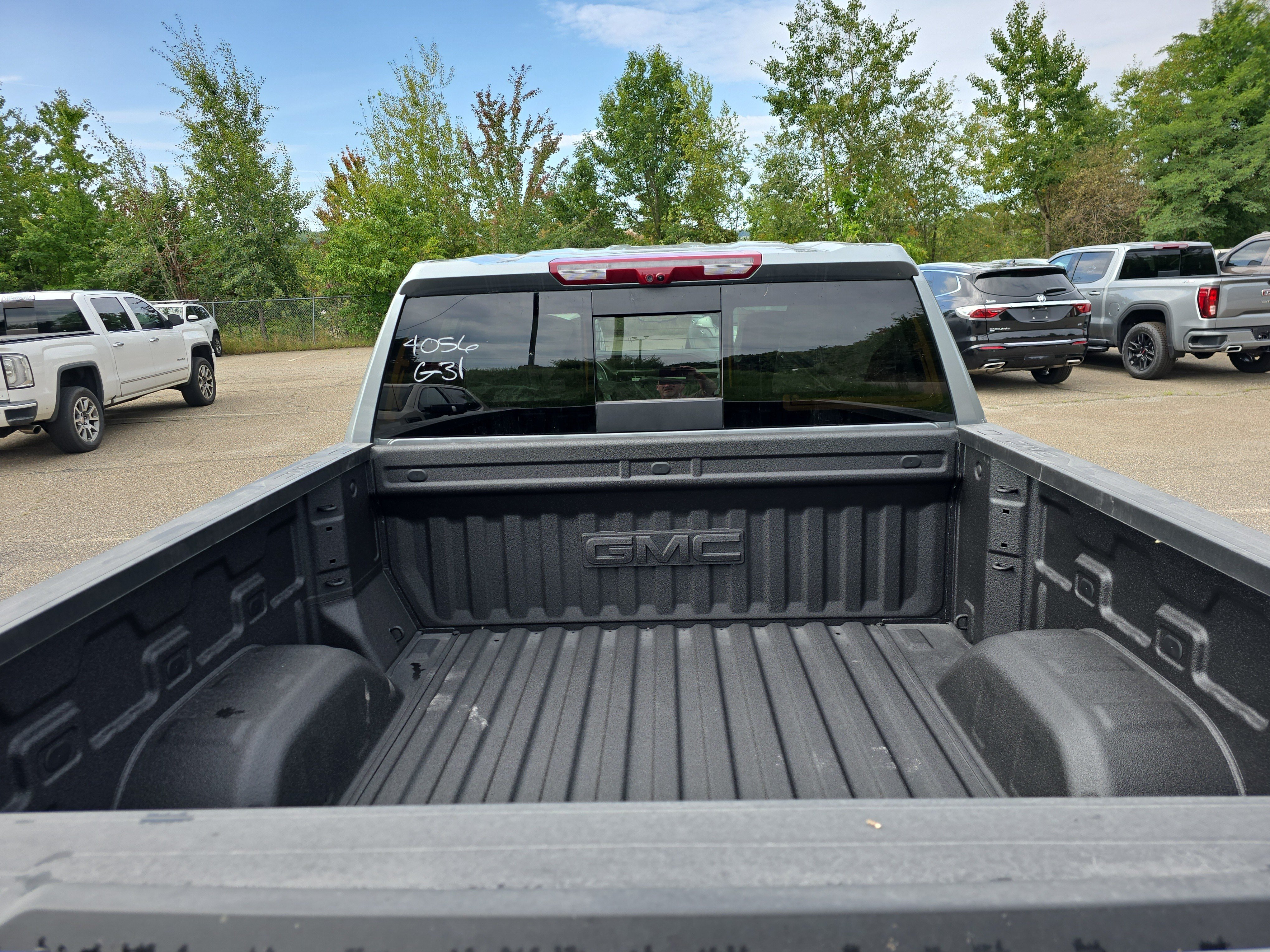 New 2026 GMC Sierra 1500 Denali w/ Technology Package AWD/4WD image 3