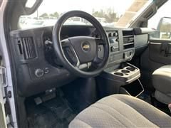 Used 2016 Chevrolet Express 3500 RWD image 19