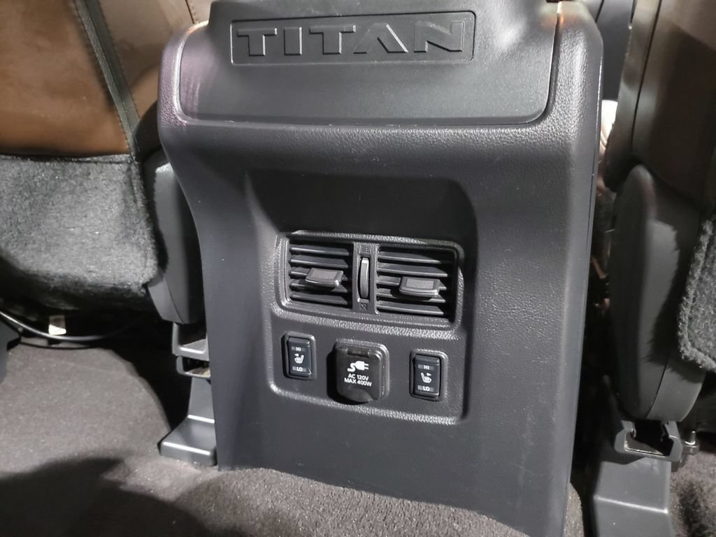 Used 2017 Nissan Titan Platinum Reserve RWD image 23