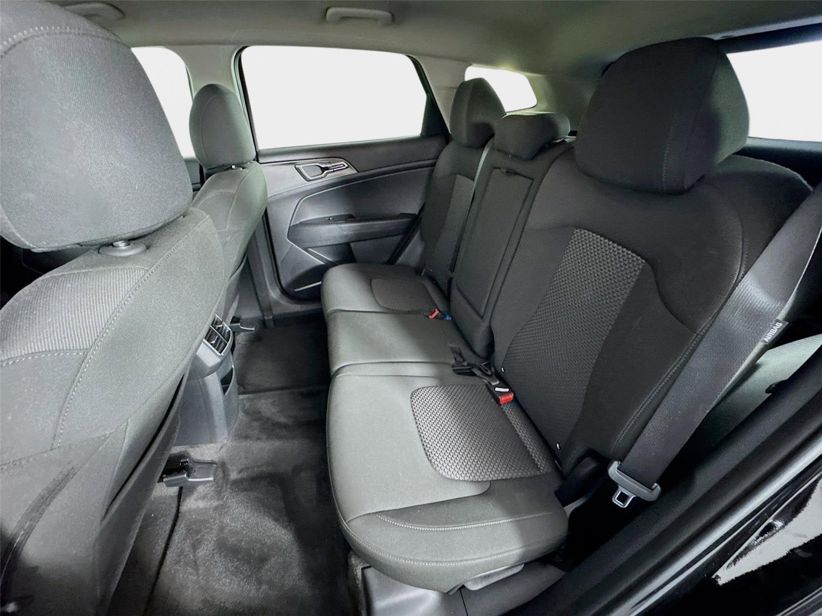 Certified 2025 Kia Sportage LX AWD/4WD image 21