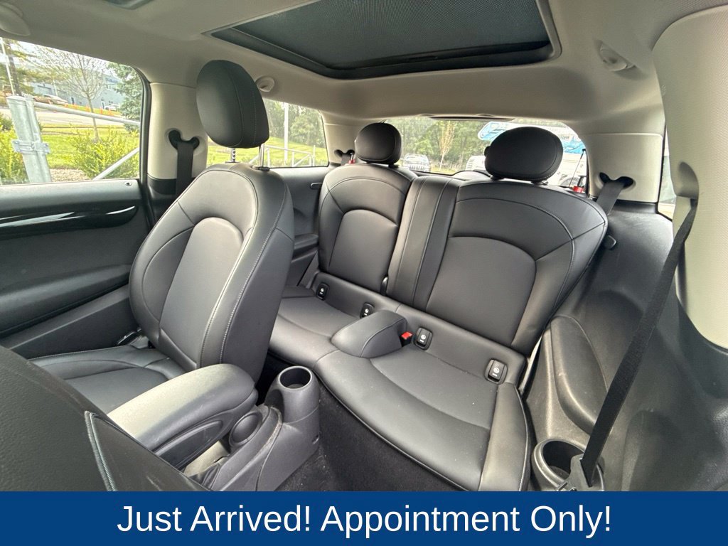 Used 2021 MINI Cooper 2-Door Hardtop FWD image 10