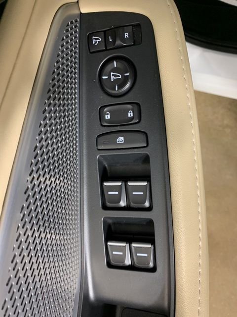 Used 2022 Acura MDX SH-AWD w/ Technology Package image 19