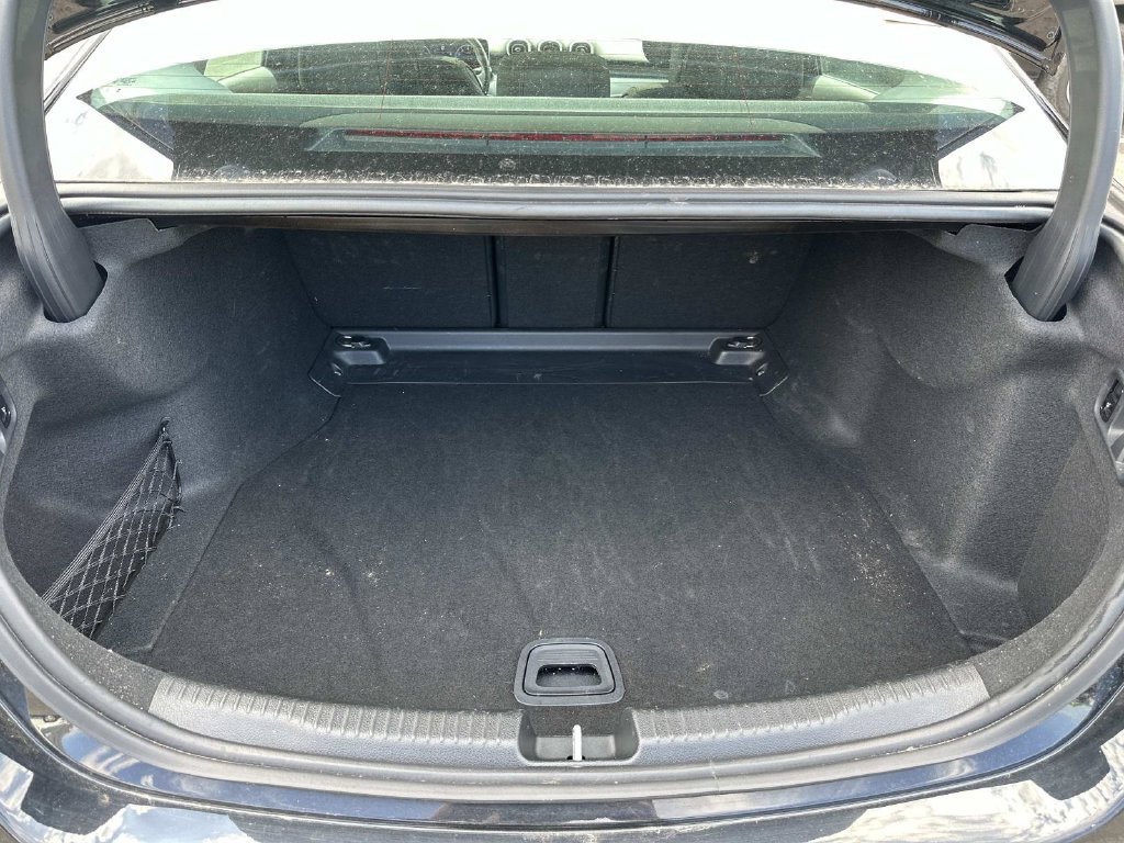 Used 2025 Mercedes-Benz C 300 4MATIC Sedan image 28