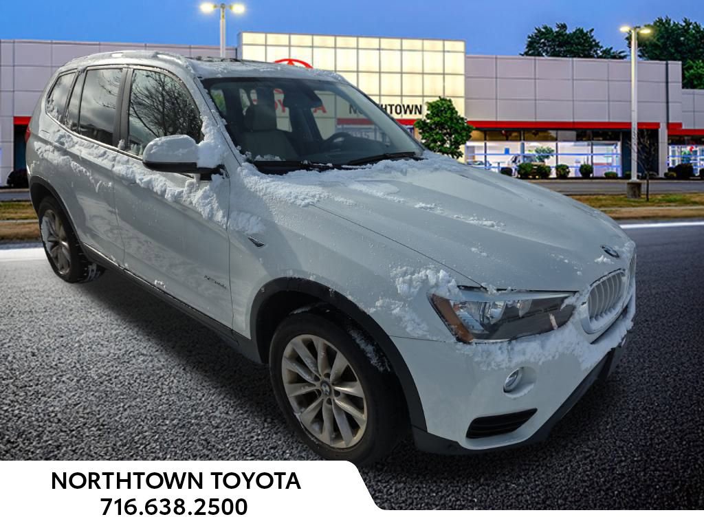 Used 2016 BMW X3 xDrive28i image 1