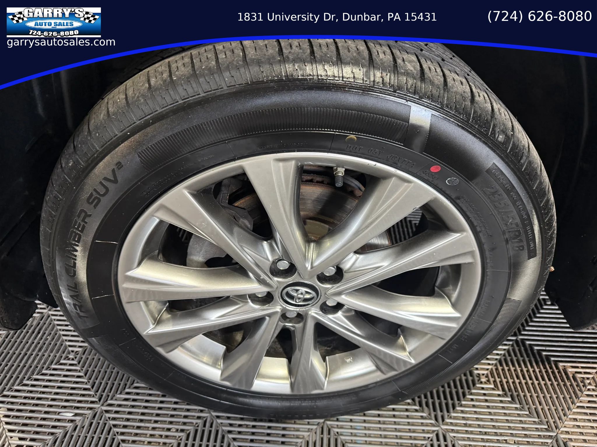 Used 2017 Toyota RAV4 Platinum AWD/4WD image 11