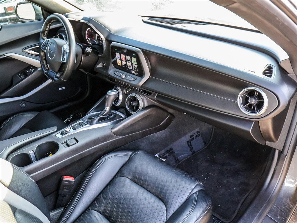 Used 2018 Chevrolet Camaro LT w/ RS Package image 13